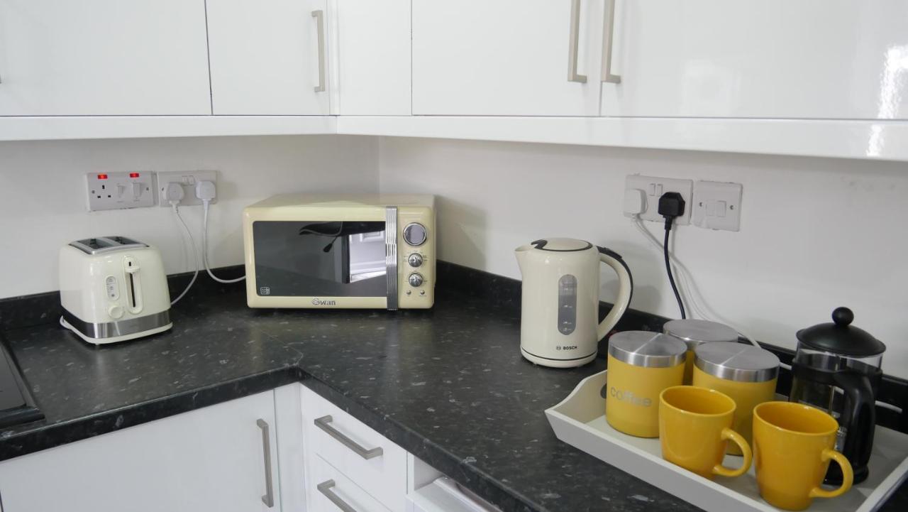 Spacious 6 Bed Home Near City & Albion Stadium Perfect For Contractors! Birmingam Exterior foto